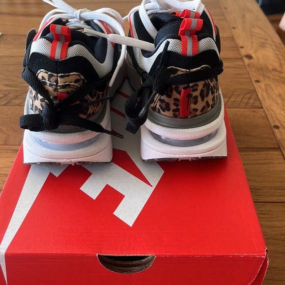 Nike Air Max Furyosa Sneakers. NWT - Picture 3 of 5